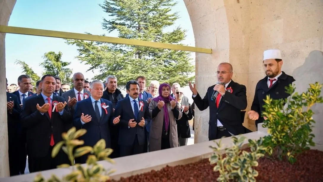 Büyük Türk Mutasavvıfı Yunus Emre’yi Anma Programı Düzenlendi